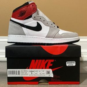 Size 7/Air Jordan 1 Retro High